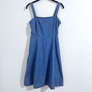 Gap Denim Fit & Flare Dress Size 2 Blue Light Square Neck Coquette Chambray